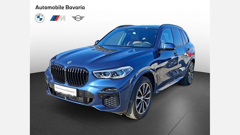 Second-hand BMW X5 Comfort Edition 394 CP (289 kW) 2022 Albastru phytonic metalizat SUV