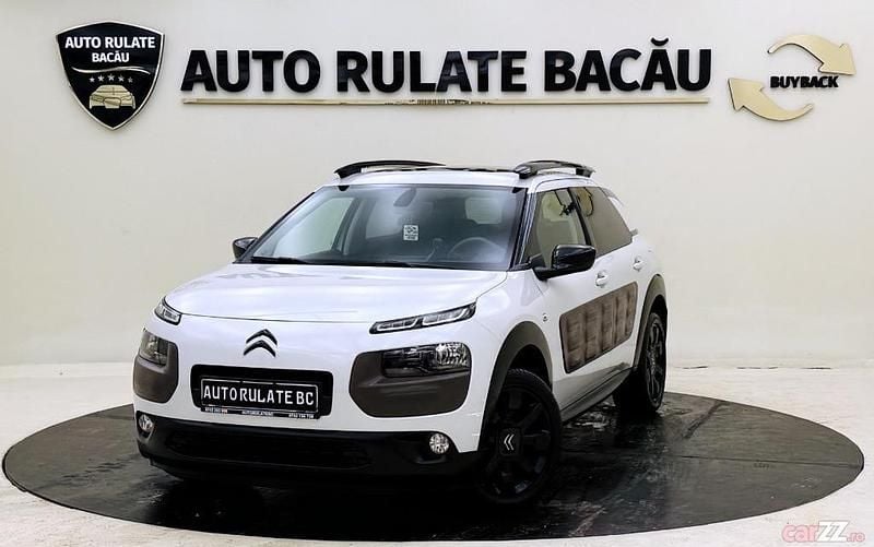Utilizat 2015 Citroën C4 SUV | 7.990 EUR (Puțin scump) - Imagine 1/4