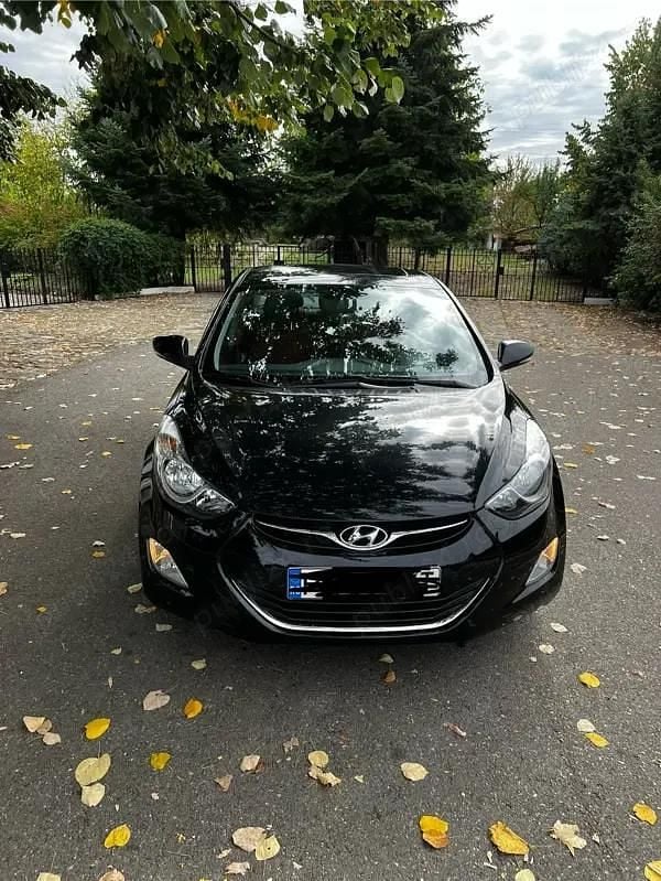 Utilizat 2013 Hyundai Elantra Berlinǎ | 8.000 EUR (Super Preț) - Imagine 1/4