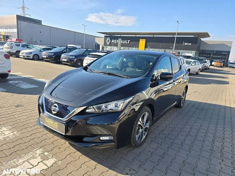 Negru Utilizat 2020 Nissan Leaf N-Connecta Hatchback | 15.290 EUR (Preț bun) - Imagine 1/4