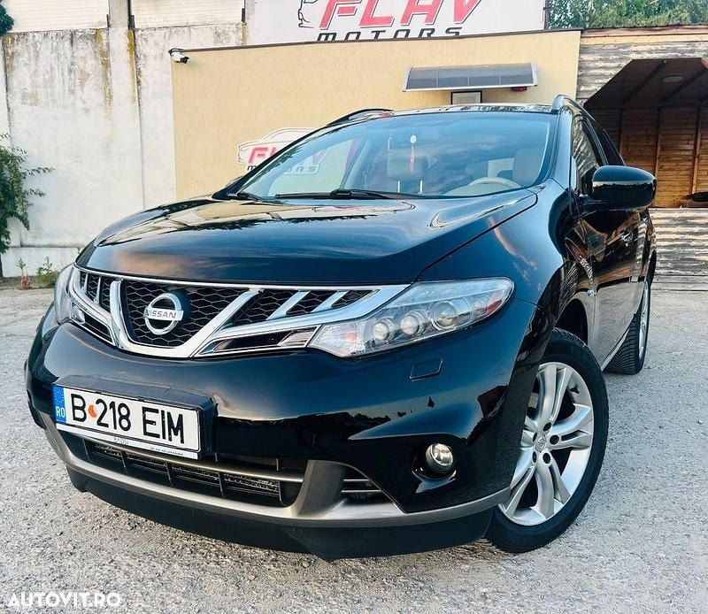 Culoarenegru Utilizat 2011 Nissan Murano SUV | 7.650 EUR - Imagine 1/4