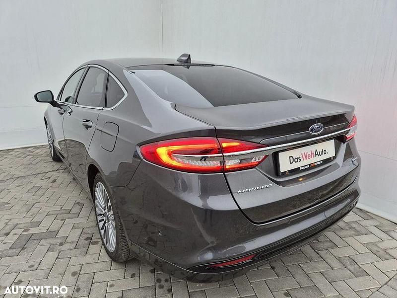 Second-hand Ford Mondeo Titanium 187 CP (137 kW) 2022 Gri mediu  normal Berlinǎ