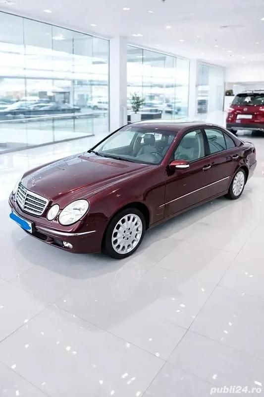 Second-hand Mercedes E240 177 CP (130 kW) 2004 Violet Berlinǎ