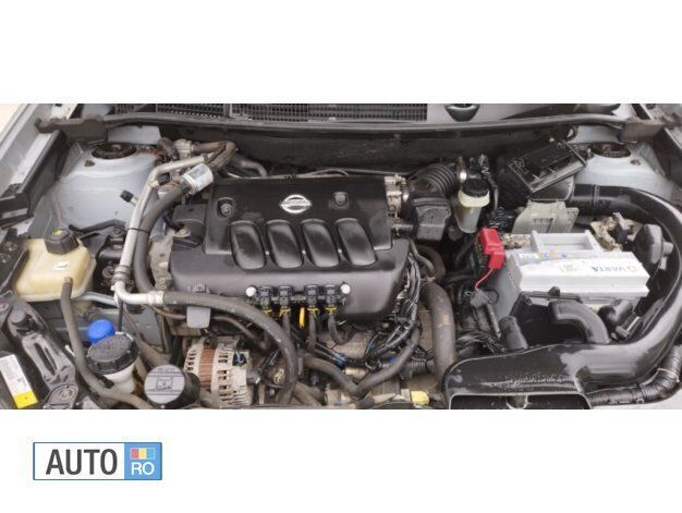 Gri Utilizat 2011 Nissan Qashqai SUV | 9.900 EUR - Imagine 1/4