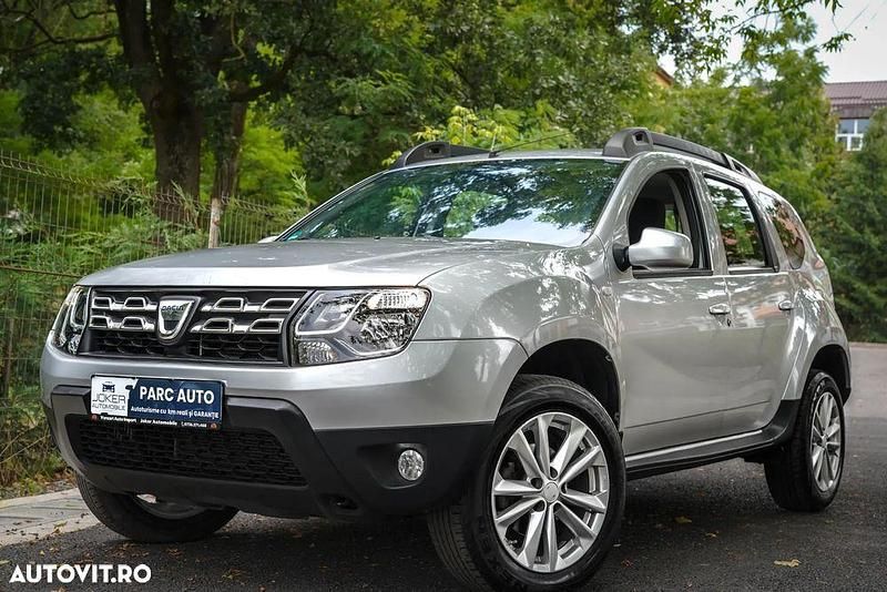 Culoaregri Utilizat 2017 Dacia Duster Lauréate SUV | 8.950 EUR (Preț bun) - Imagine 1/4