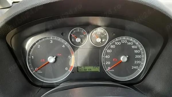 Second-hand Ford C-MAX 136 CP (100 kW) 2004 Monovolum