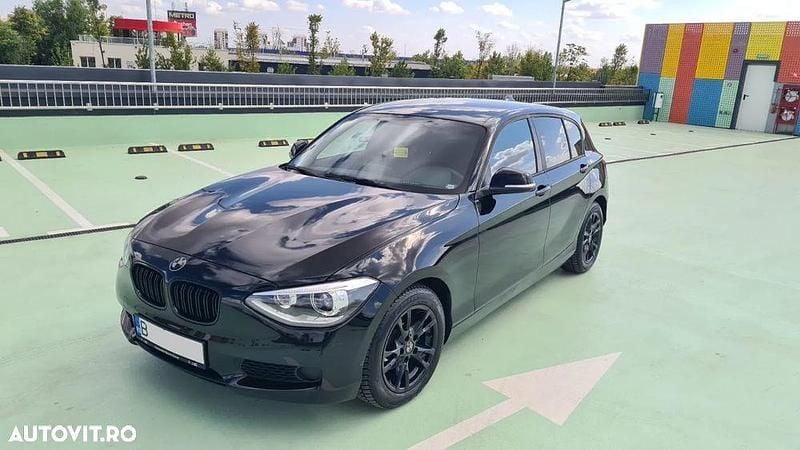 Culoarenegru Utilizat 2012 BMW 116 Comfort Edition Hatchback | 7.990 EUR (Puțin scump) - Imagine 1/4