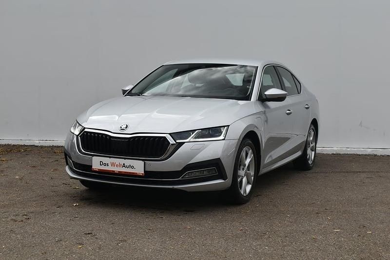 Gri mediu normal Utilizat 2022 Skoda Octavia Style | 23.900 EUR - Imagine 1/4