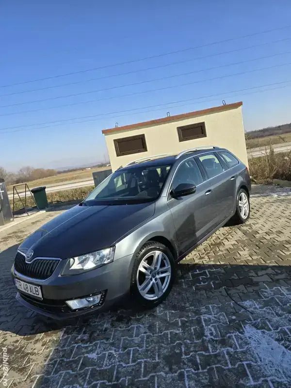 Gri Utilizat 2015 Skoda Octavia Break | 7.800 EUR (Preț OK) - Imagine 1/4