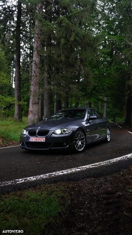 Gri Utilizat 2006 BMW 335 Coupe | 18.500 EUR - Imagine 1/4