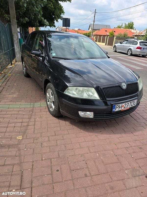 Culoarenegru Second-hand 2007 Skoda Octavia Elegance Berlinǎ | 3.100 EUR (Preț OK) - Imagine 1/4
