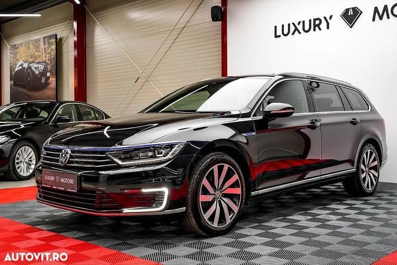 Negru Utilizat 2018 VW Passat Break | 13.915 EUR (Preț bun) - Imagine 1/4