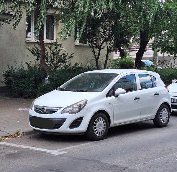 Alb Utilizat 2014 Opel Corsa Hatchback | 5.000 EUR (Preț OK) - Imagine 1/4