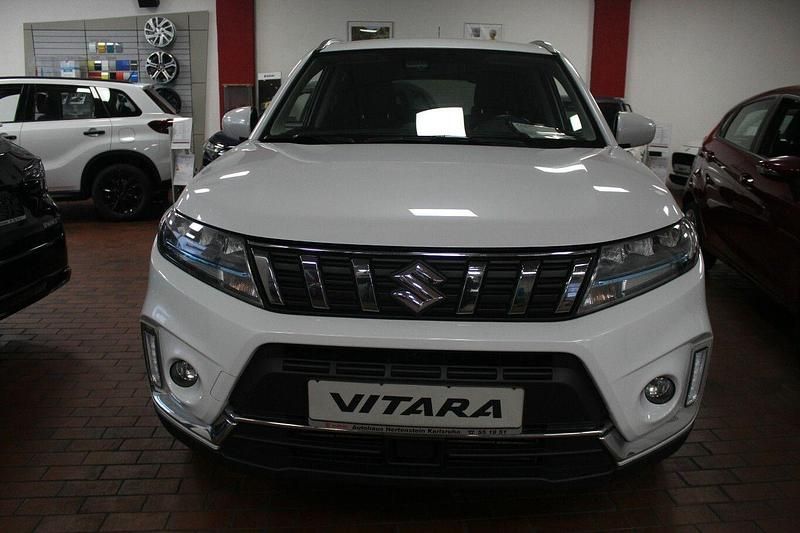 Utilizat 2023 Suzuki Vitara Comfort SUV | 19.630 EUR (Preț OK) - Imagine 1/1