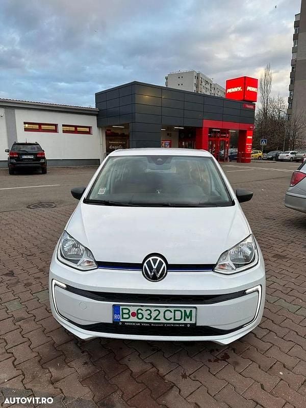 Culoarealb Utilizat 2022 VW e-up! Hatchback | 12.000 EUR (Preț bun) - Imagine 1/4