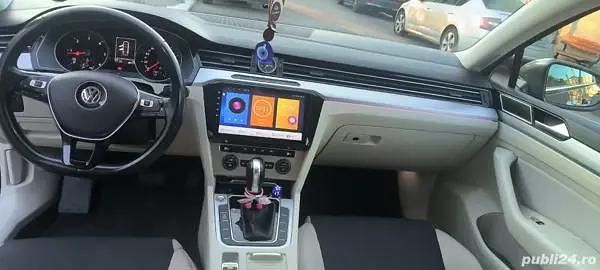 Utilizat 2016 VW Passat Berlinǎ | 11.200 EUR (Super Preț) - Imagine 1/4