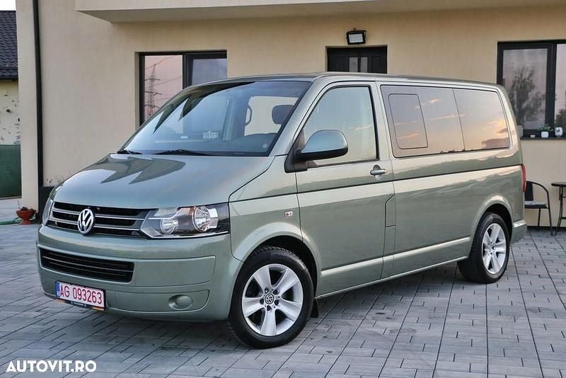 Culoarealte culori Utilizat 2011 VW Caravelle Monovolum | 12.990 EUR (Puțin scump) - Imagine 1/4