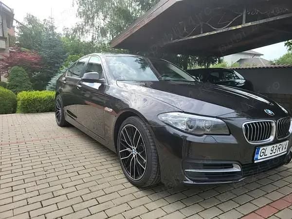 Gri Utilizat 2016 BMW 530 Comfort Edition Berlinǎ | 14.100 EUR (Preț bun) - Imagine 1/4