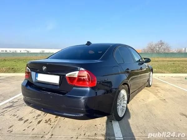 Second-hand BMW 320 163 CP (119 kW) 2006 Berlinǎ