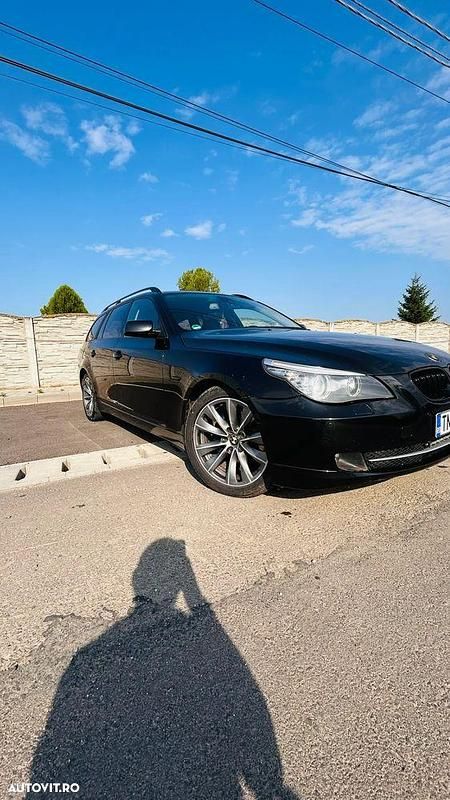 Negru Utilizat 2009 BMW 520 Exclusive Break | 4.799 EUR (Preț OK) - Imagine 1/4