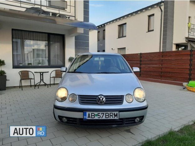 Second-hand VW Polo 60 CP (44 kW) 2003 Gri Hatchback