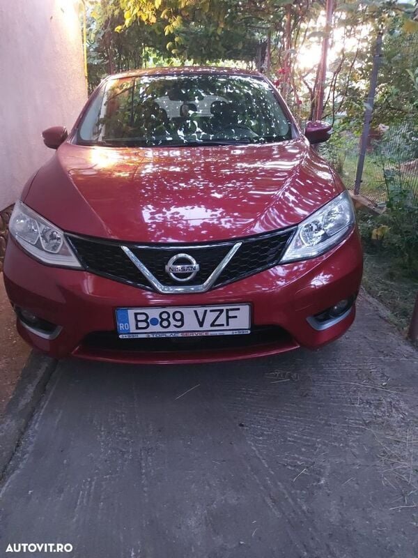 Rosu Utilizat 2017 Nissan Pulsar Hatchback | 6.200 EUR - Imagine 1/4