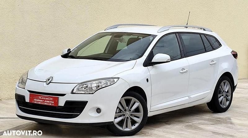 Culoarealb Utilizat 2012 Renault Mégane GrandTour Break | 4.999 EUR (Preț bun) - Imagine 1/4