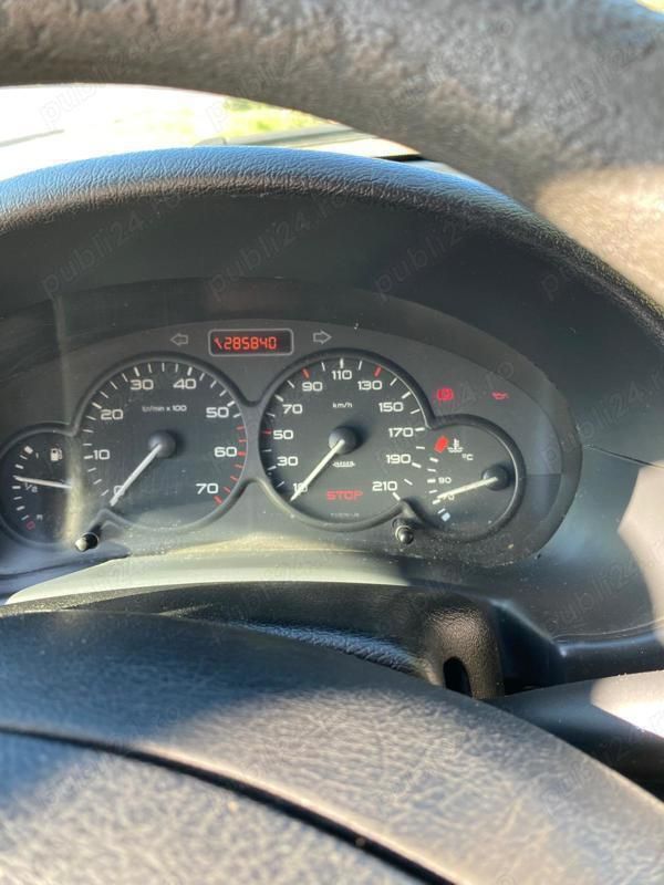 Utilizat 2006 Peugeot Partner Monovolum | 2.750 EUR - Imagine 1/4