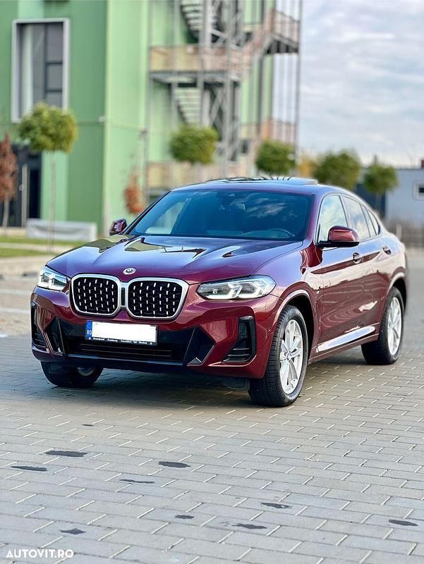 Culoarerosu Utilizat 2022 BMW X4 M Sport SUV | 44.000 EUR (Preț OK) - Imagine 1/4