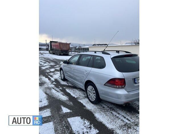 Second-hand VW Golf VII Edition 140 CP (102 kW) 2013 Gri Break