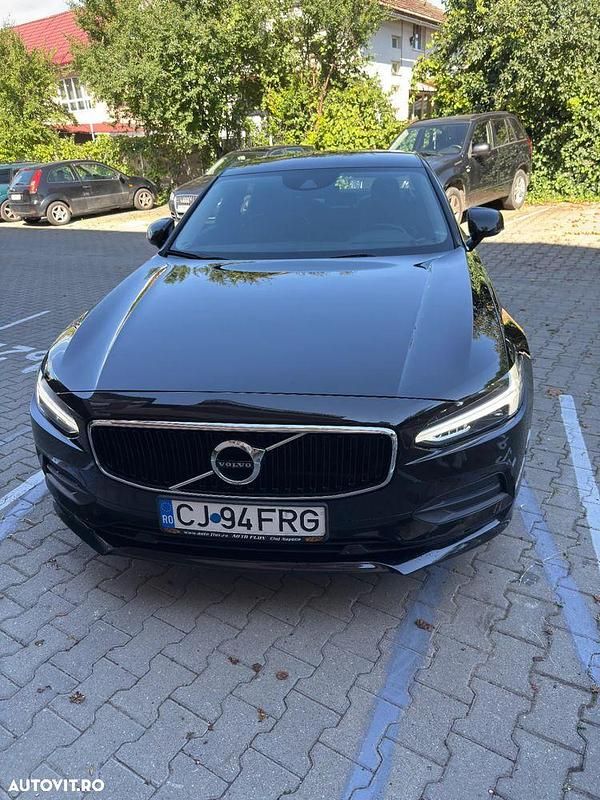 Culoarenegru Utilizat 2018 Volvo S90 Momentum Berlinǎ | 21.000 EUR (Preț OK) - Imagine 1/4