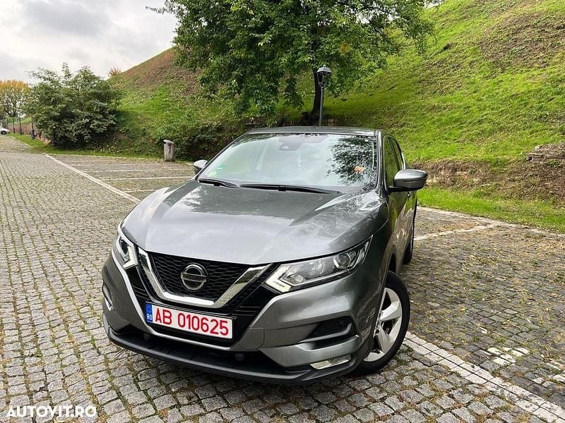 Culoareargint Utilizat 2019 Nissan Qashqai Acenta SUV | 12.800 EUR (Preț OK) - Imagine 1/4