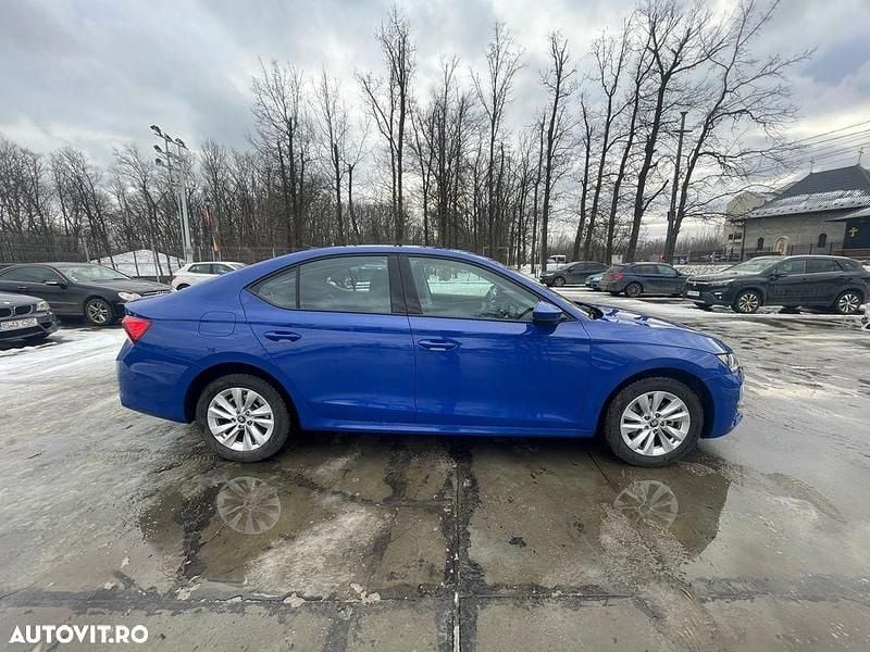 Second-hand Skoda Octavia 115 CP (84 kW) 2025 Culoarealbastru Berlinǎ