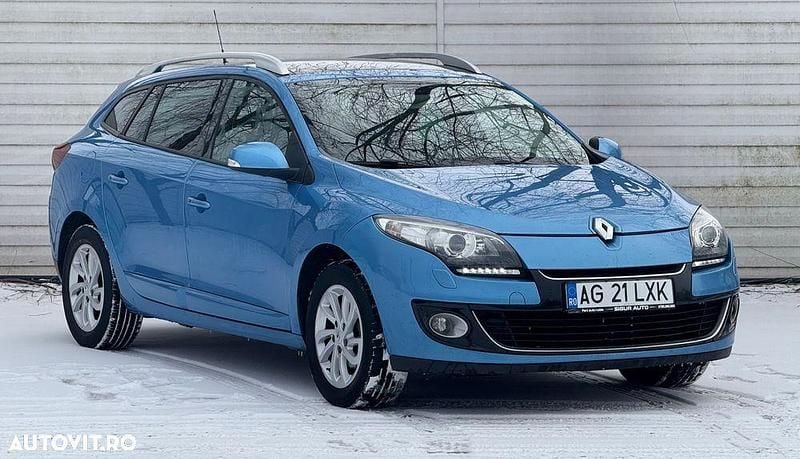 Culoarealbastru Utilizat 2013 Renault Mégane GrandTour LIMITED Break | 4.599 EUR (Preț OK) - Imagine 1/4