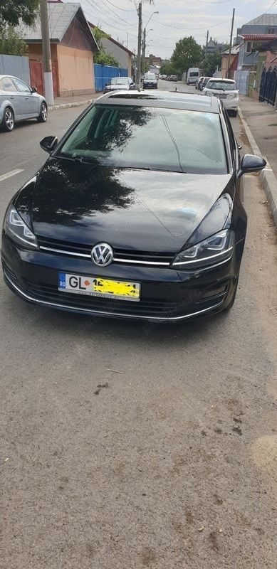 Negru Utilizat 2015 VW Golf VII Highline Hatchback | 9.800 EUR (Preț OK) - Imagine 1/4