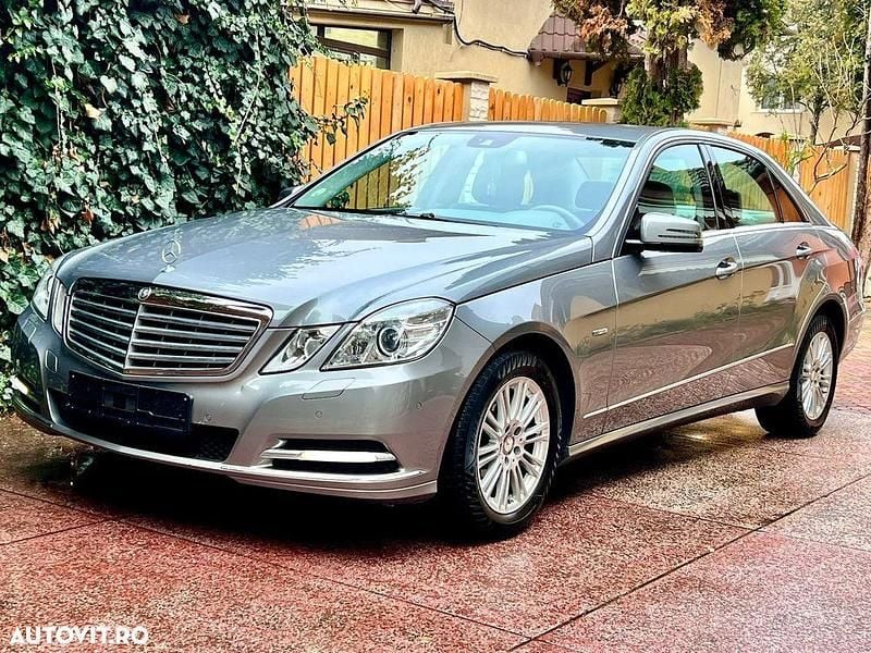 Culoaregri Utilizat 2011 Mercedes E220 Elegance Berlinǎ | 8.999 EUR - Imagine 1/4