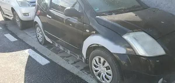 Utilizat 2005 Citroën C2 Hatchback | 500 EUR - Imagine 1/4