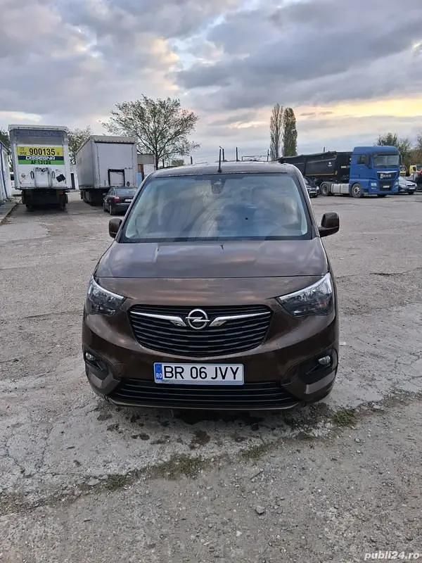 Utilizat 2019 Opel Combo Break | 14.500 EUR - Imagine 1/4