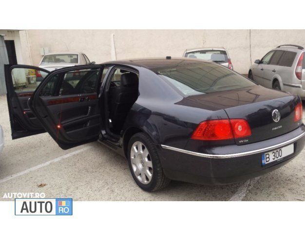 Second-hand VW Phaeton 240 CP (176 kW) 2008 Albastru Berlinǎ