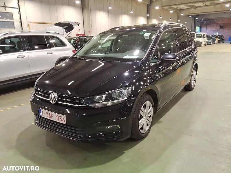 Culoarenegru Utilizat 2020 VW Touran Trendline Monovolum | 15.899 EUR (Puțin scump) - Imagine 1/4