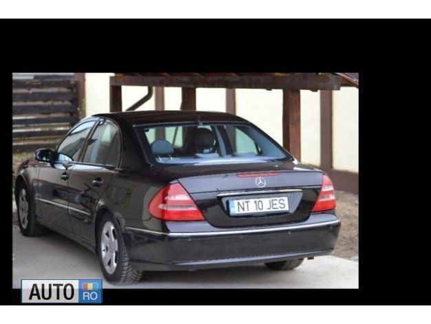 Negru Utilizat 2006 Mercedes E280 Berlinǎ | 4.299 EUR - Imagine 1/4