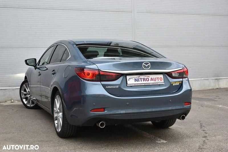 Second-hand Mazda 6 175 CP (128 kW) 2014 Culoarealbastru Berlinǎ