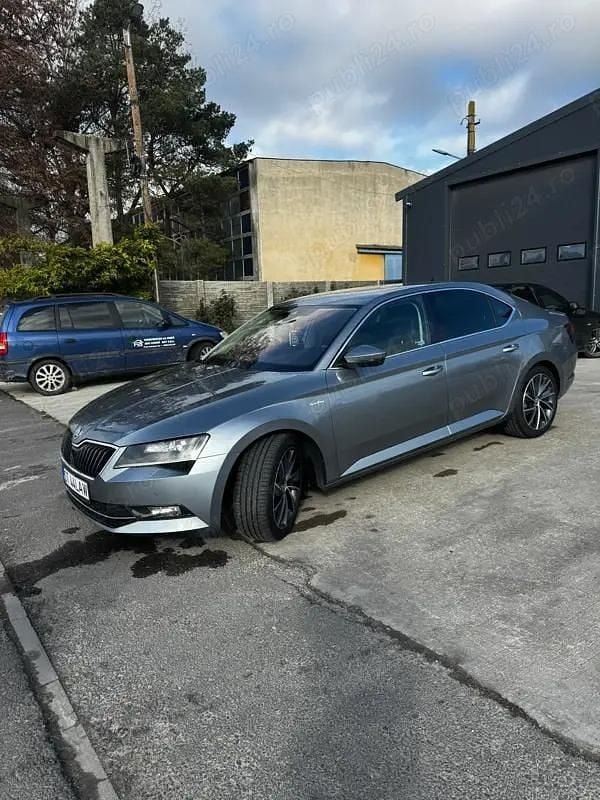 Utilizat 2017 Skoda Superb Berlinǎ | 14.900 EUR (Preț OK) - Imagine 1/4