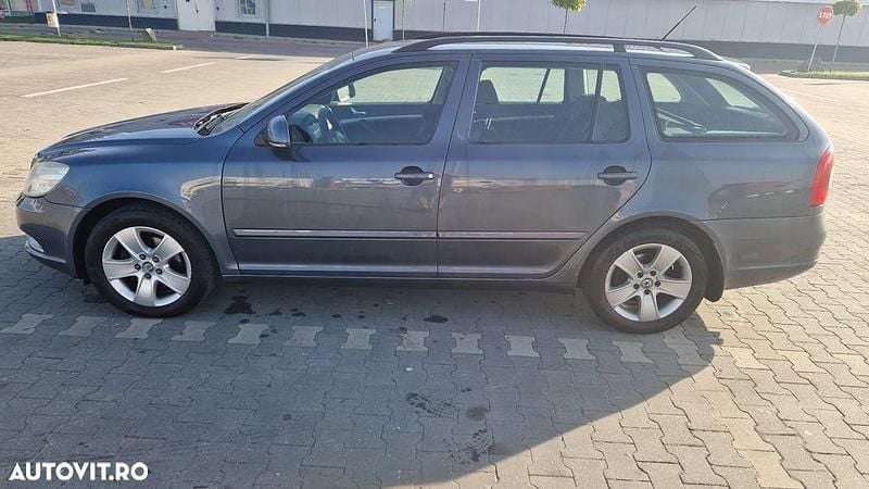 Culoaregri Utilizat 2010 Skoda Octavia Break | 4.400 EUR (Preț OK) - Imagine 1/4