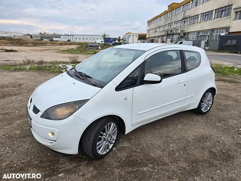 Culoarealb Utilizat 2008 Mitsubishi Colt Hatchback | 2.999 EUR - Imagine 1/4