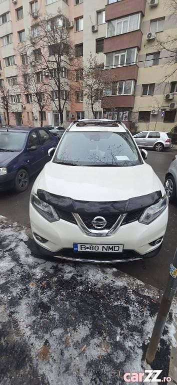 Alb Utilizat 2016 Nissan X-Trail Tekna SUV | 10.400 EUR (Preț bun) - Imagine 1/4