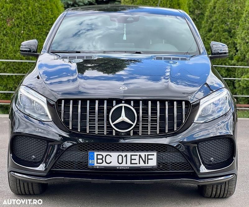 Culoarenegru Utilizat 2019 Mercedes GLE350 Coupe | 45.000 EUR (Super Preț) - Imagine 1/4