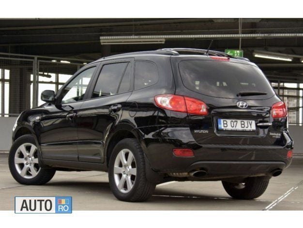 Second-hand Hyundai Santa Fe 155 CP (114 kW) 2009 Negru SUV