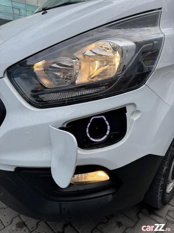 Second-hand Ford Transit Custom 125 CP (91 kW) 2020 Monovolum