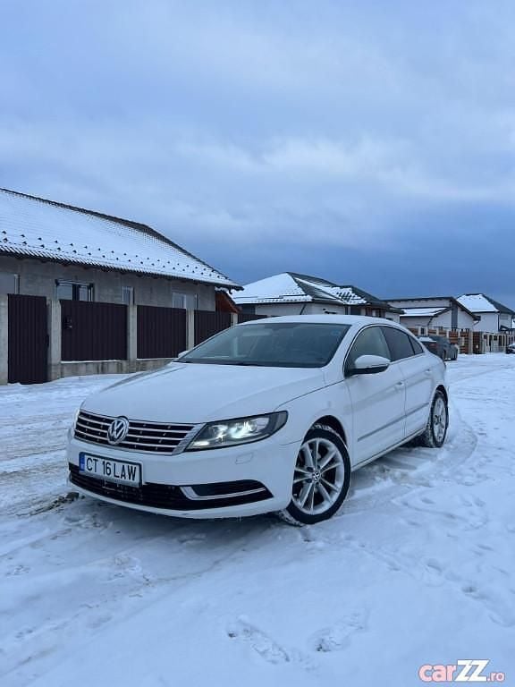 Alb Utilizat 2014 VW Passat Coupe | 6.700 EUR (Preț bun) - Imagine 1/4